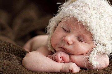 Ask Sheila: Baby Sleeping Too Much? - Healthy Horizons Breastfeeding Centers, Inc.