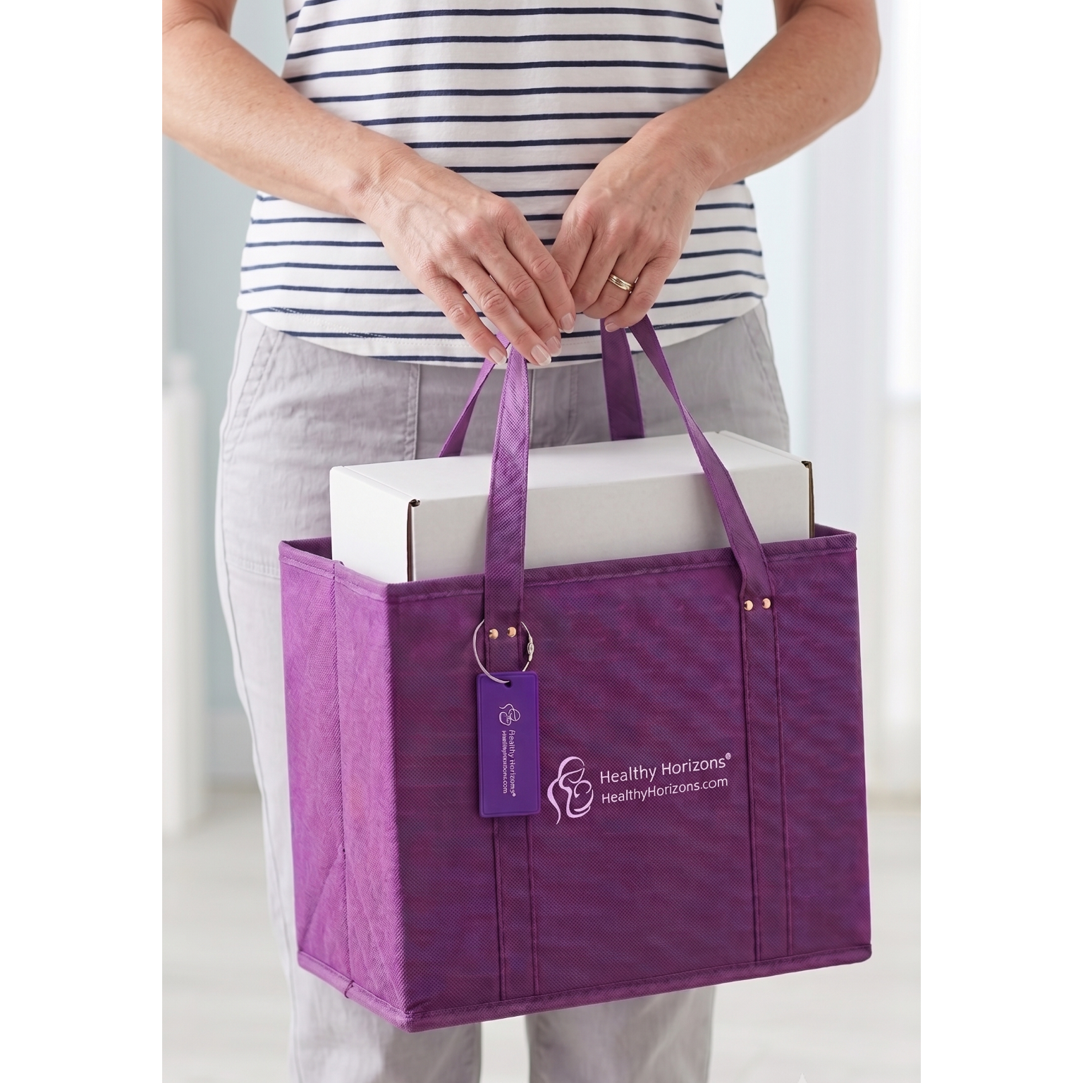 Healthy Horizons Breast Milk Cooler Travel Tote with Luggage Tag